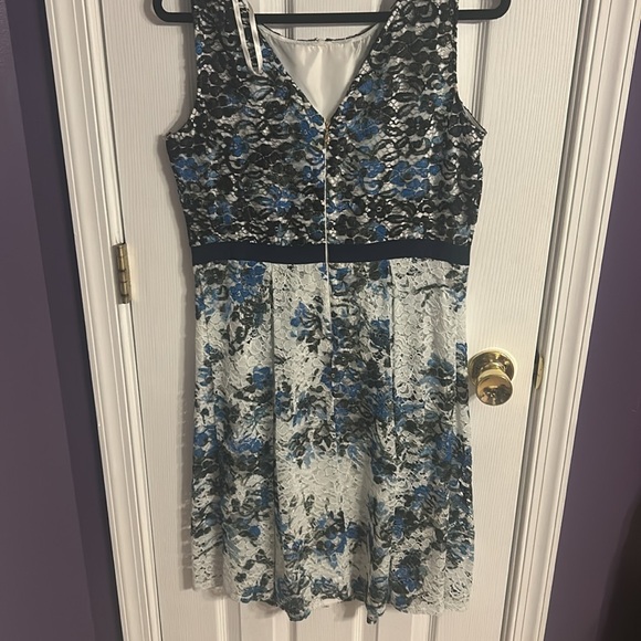 Worn once! White with black and blue lace detail dress. - Picture 4 of 4